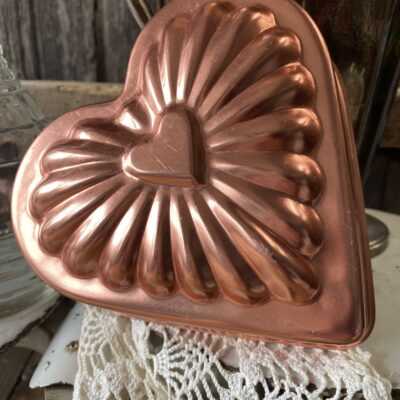 Vintage Copper Heart Mould 6 inch