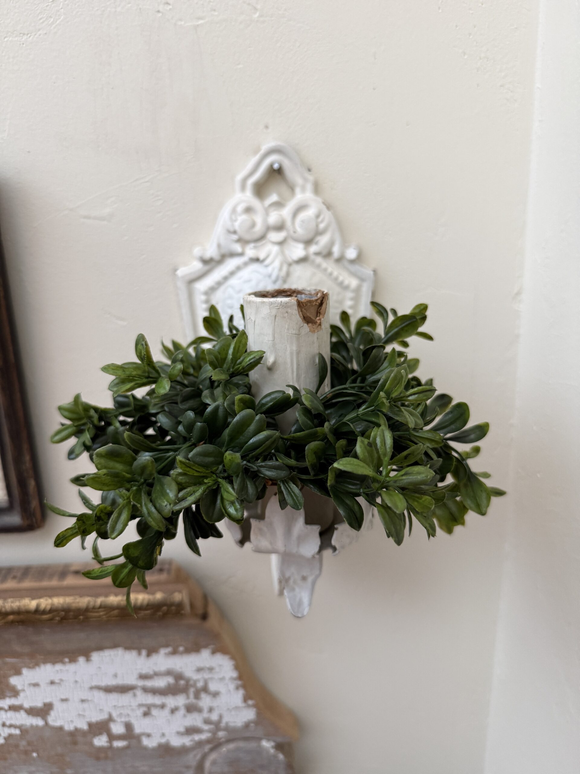 Galilee Boxwood Candle Ring - Image 6